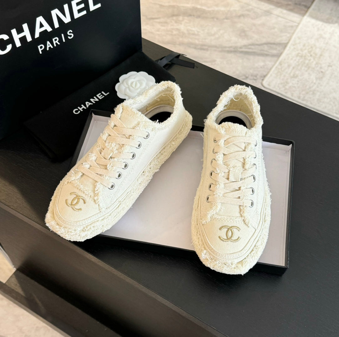 CC Low Sneaker White Denim Embroidery Canvas