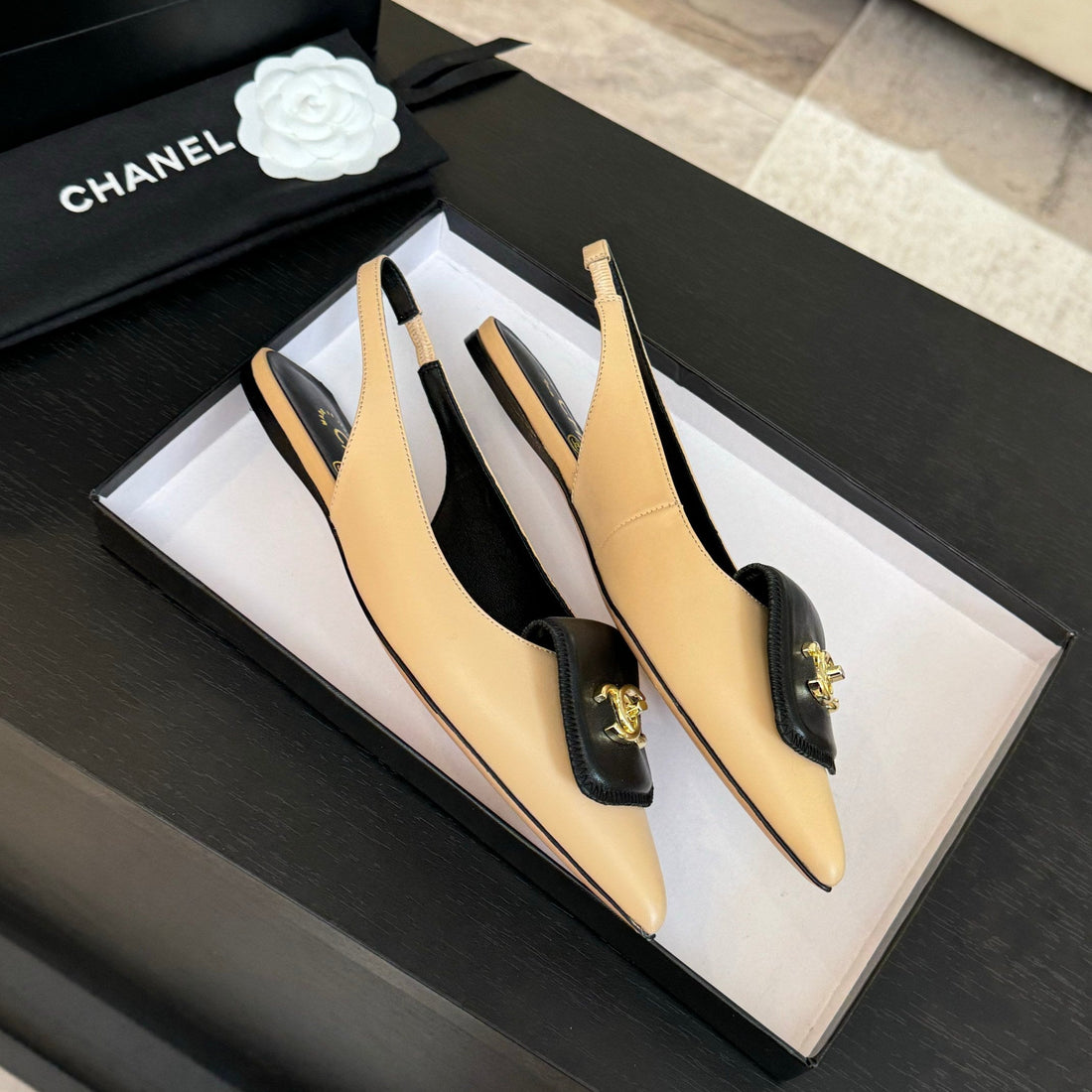CC 25C Slingback Flat Cream Sheepskin 212951