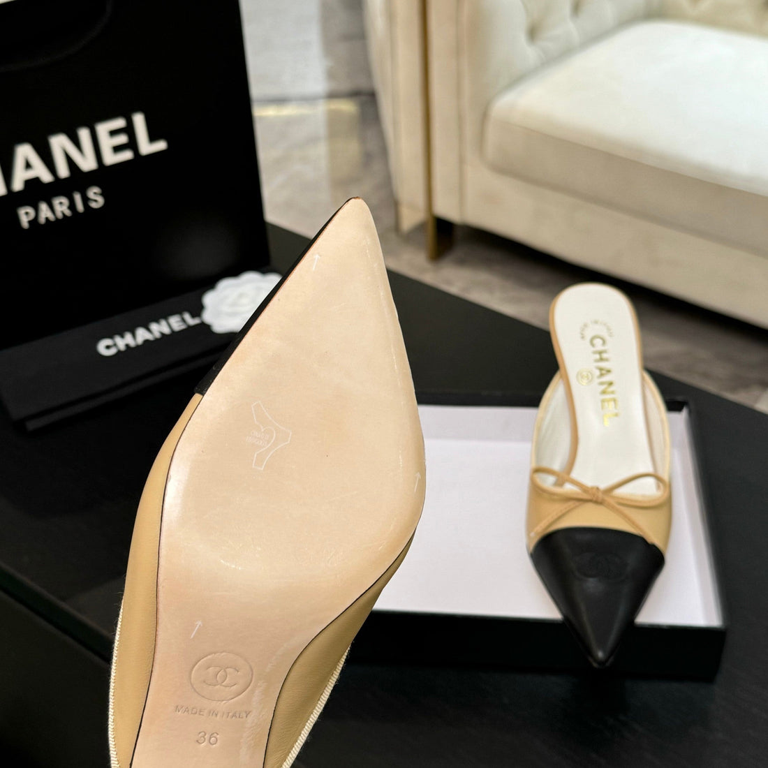 CC 26S Métiers D'art Pointed-Toe Mule Beige Black Sheepskin 700618
