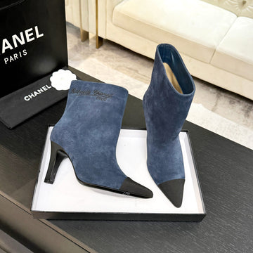 CC Gabrielle Chanel Ankle Boots 8.5cm Dark Blue Suede Black Fabric