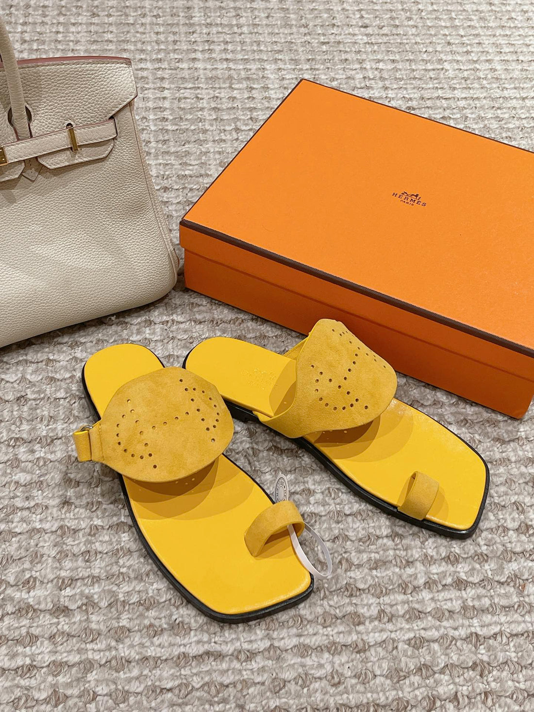 Hm Hera Sandal Yellow Cowhide Suede 544536