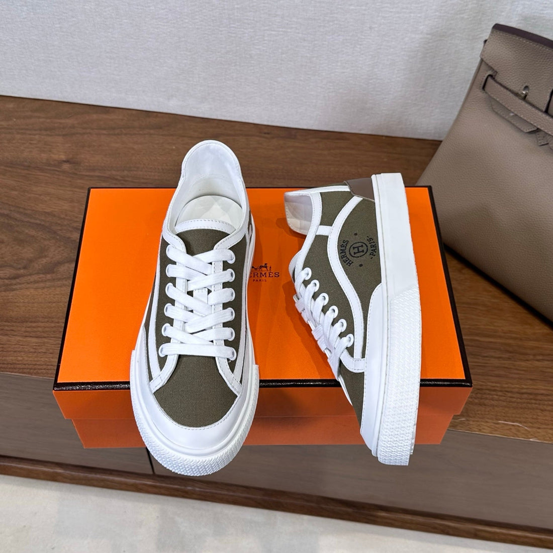 Hm Get Sneaker Deep Taupe White Suede Cowhide 543792