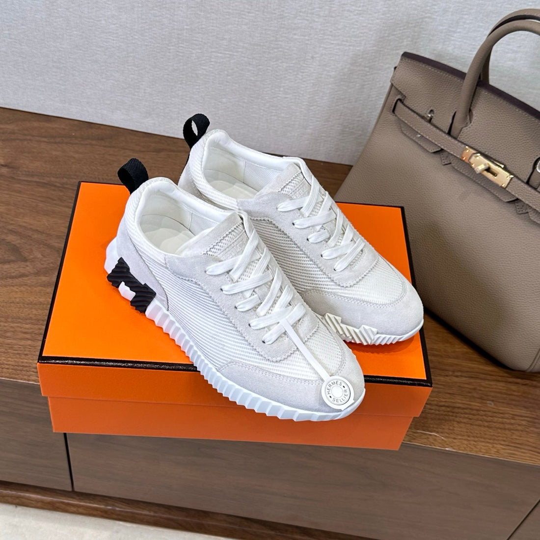 Hm 26S Bouncing Sneaker In Grey Mix White Suede Mesh 543808