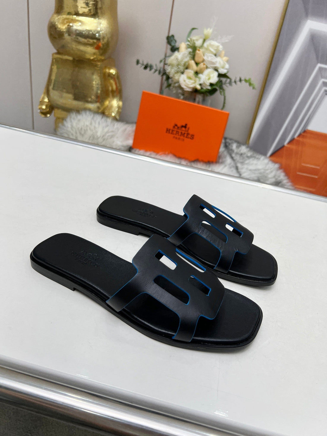 Flatform Sandal Black Calfskin