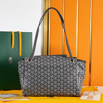 Rouette Souple Bag 31 In Black Goyardine Canvas And Calfskin