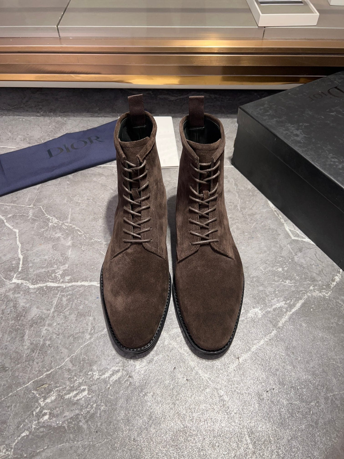 CD Jump Lace-Up Boot Brown Suede