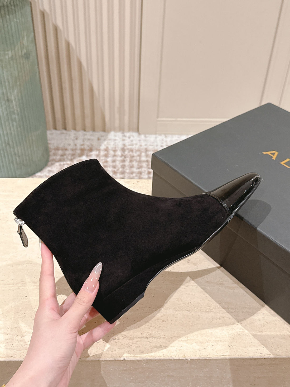 Alaïa 2025 Ankle Boot With Patent Leather Cap Toe Black Suede 556086