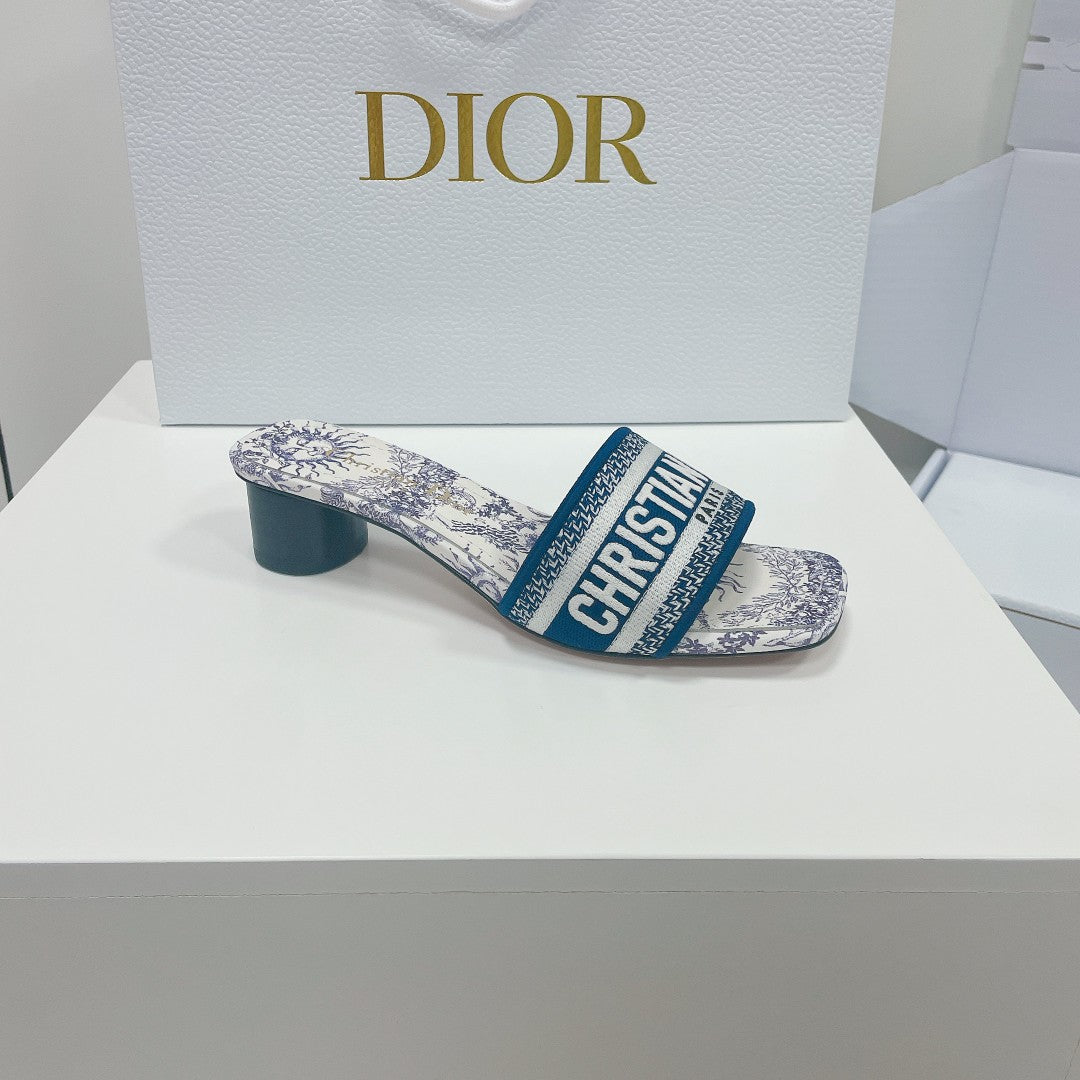 CD Dway Slide 35 White Blue Cotton Embroidery Sun Motif