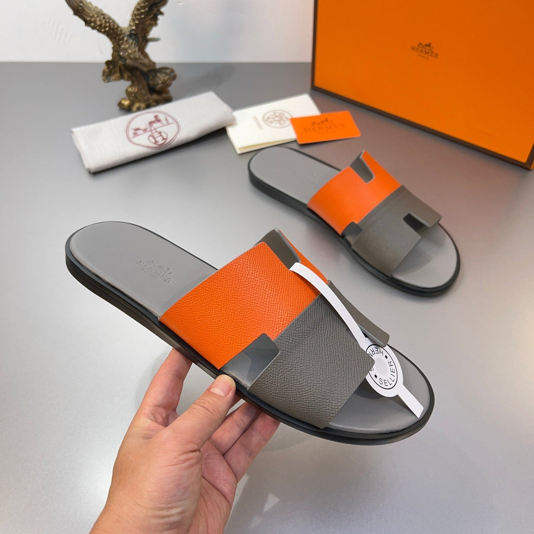 Hm Oran Slippers In Gray And Orange Cowhide 735645