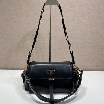 Pra Shoulder Bag Black Sheepskin 341130