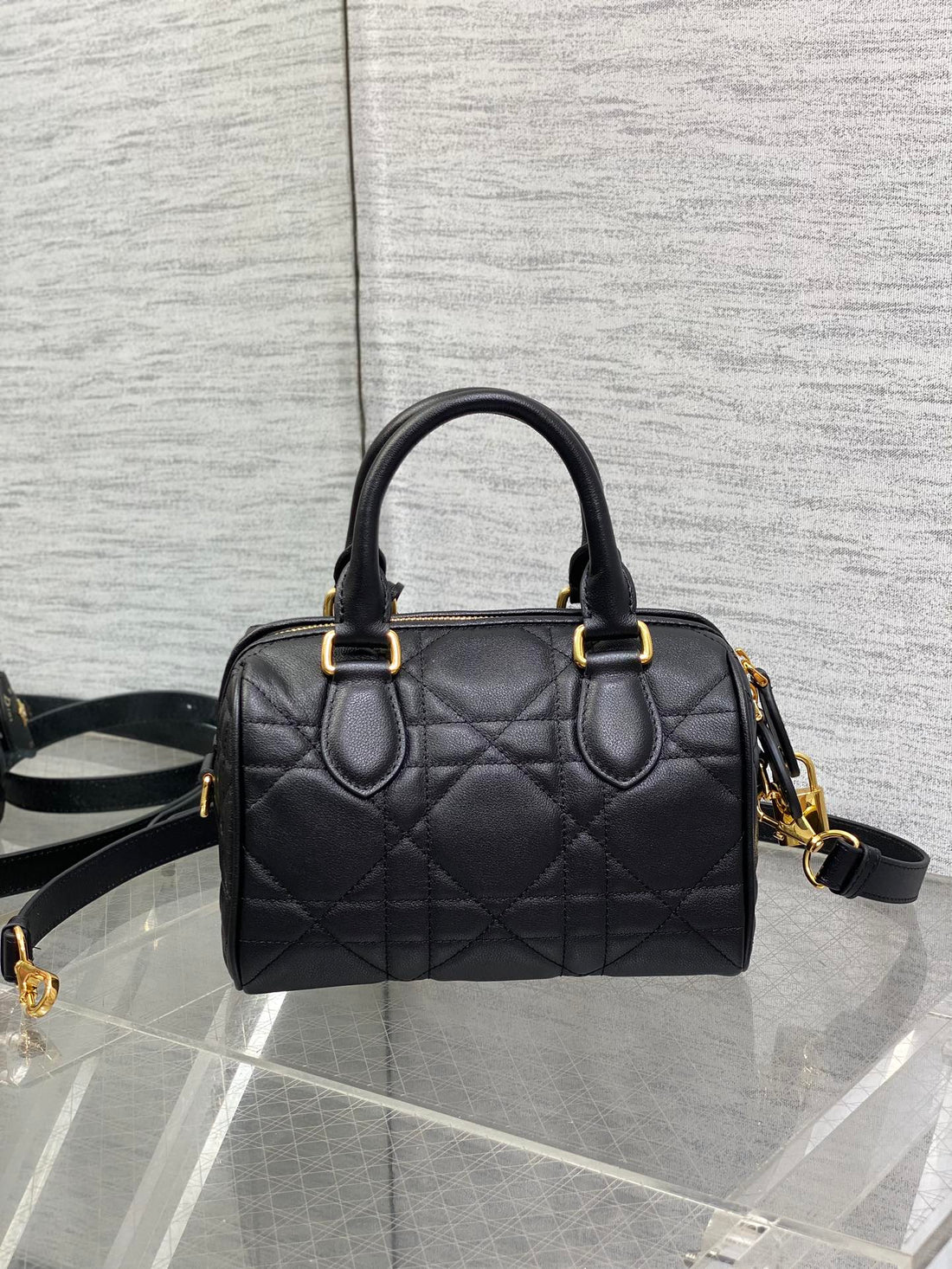 Groove Mini 20 Bag In Black Lambskin