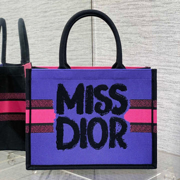 Medium Book Tote 36 In Colorful Canvas 226510