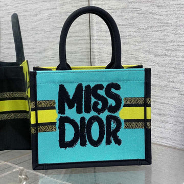Book Tote 26 In Colorful Canvas 226512