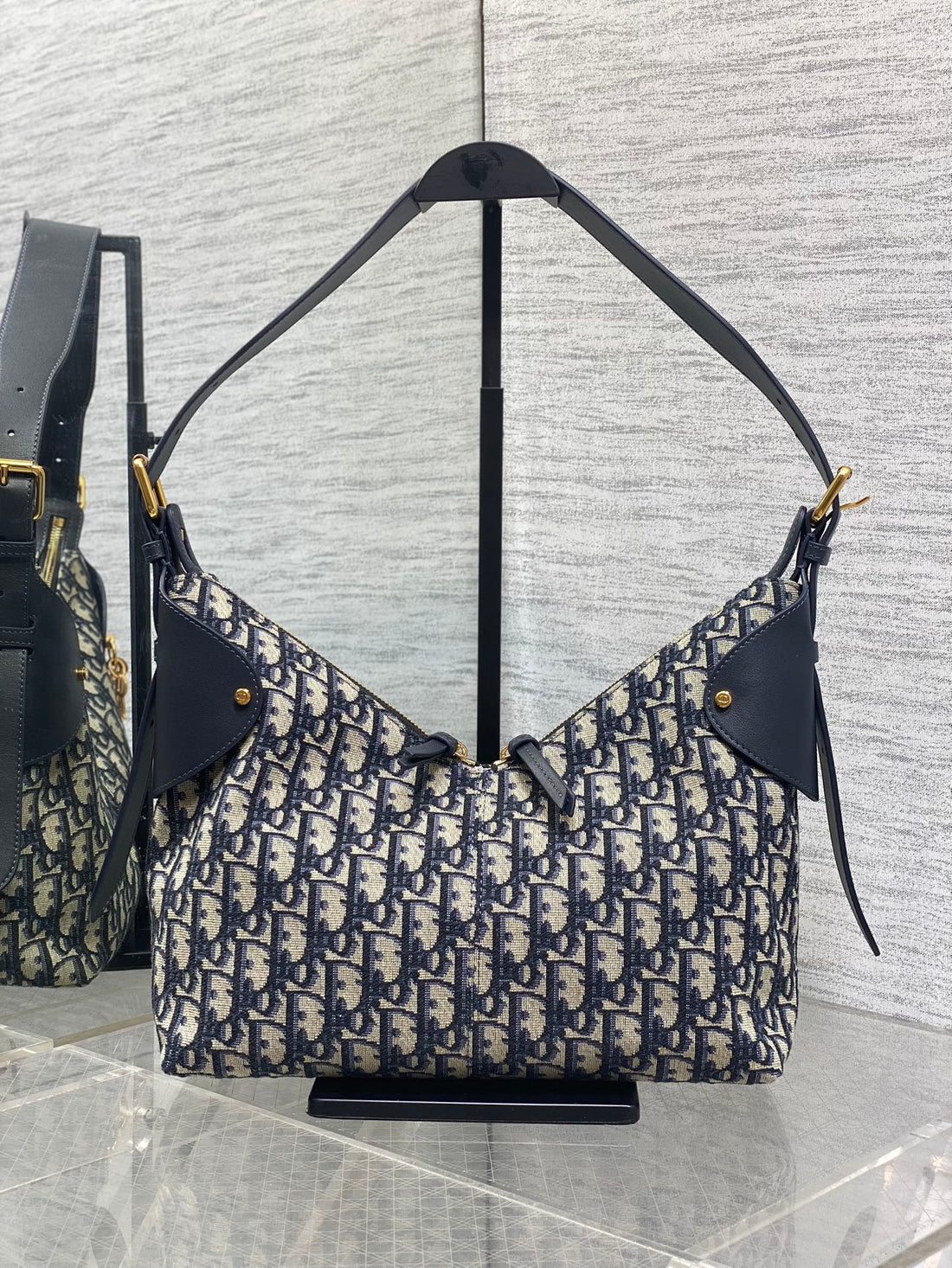 Dior 2025 Voyage Bag 28CM Navy Blue Mix Beige Canvas Leather 270574