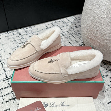 Lp Summer Charms Walk Loafers In Light Beige Mix White Suede With Rabbit Fur Lining 985650