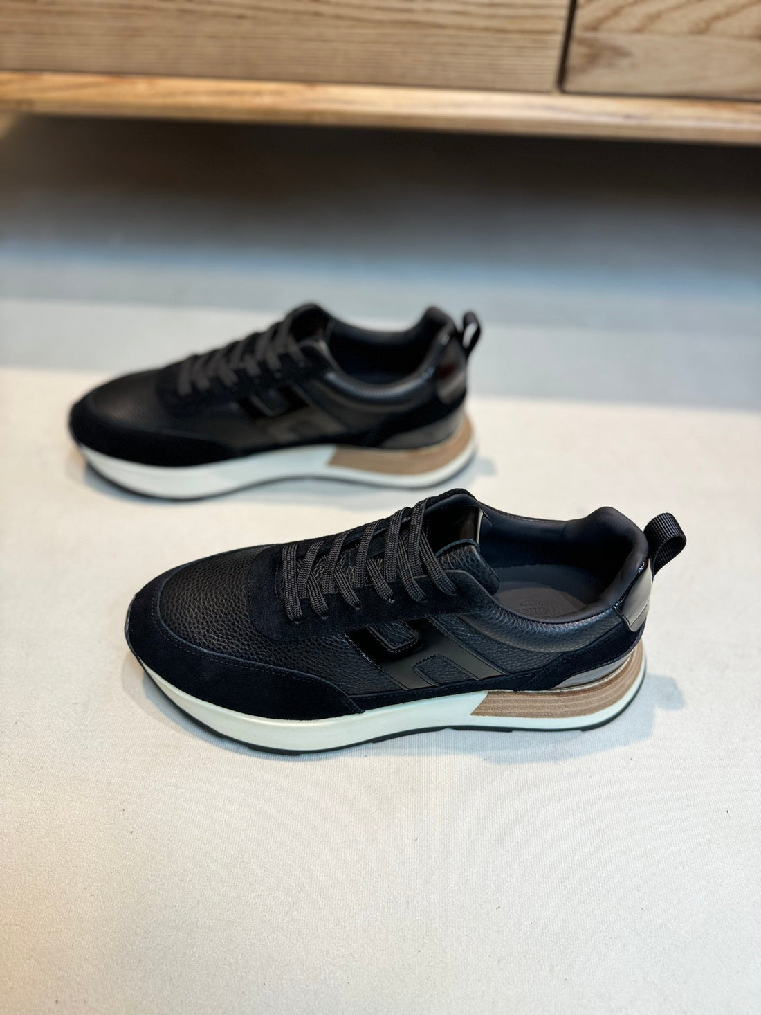 Hm Interactive Lace-Up Sneaker Black Calfskin
