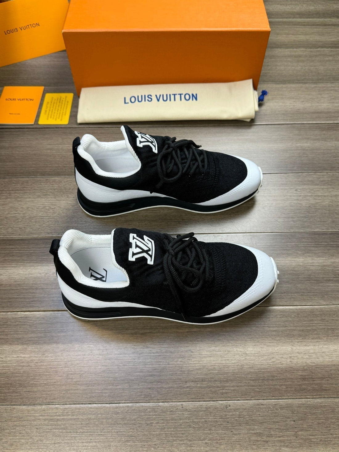 LV Sneakers In Black Mesh Breathable Fabric And White Calfskin