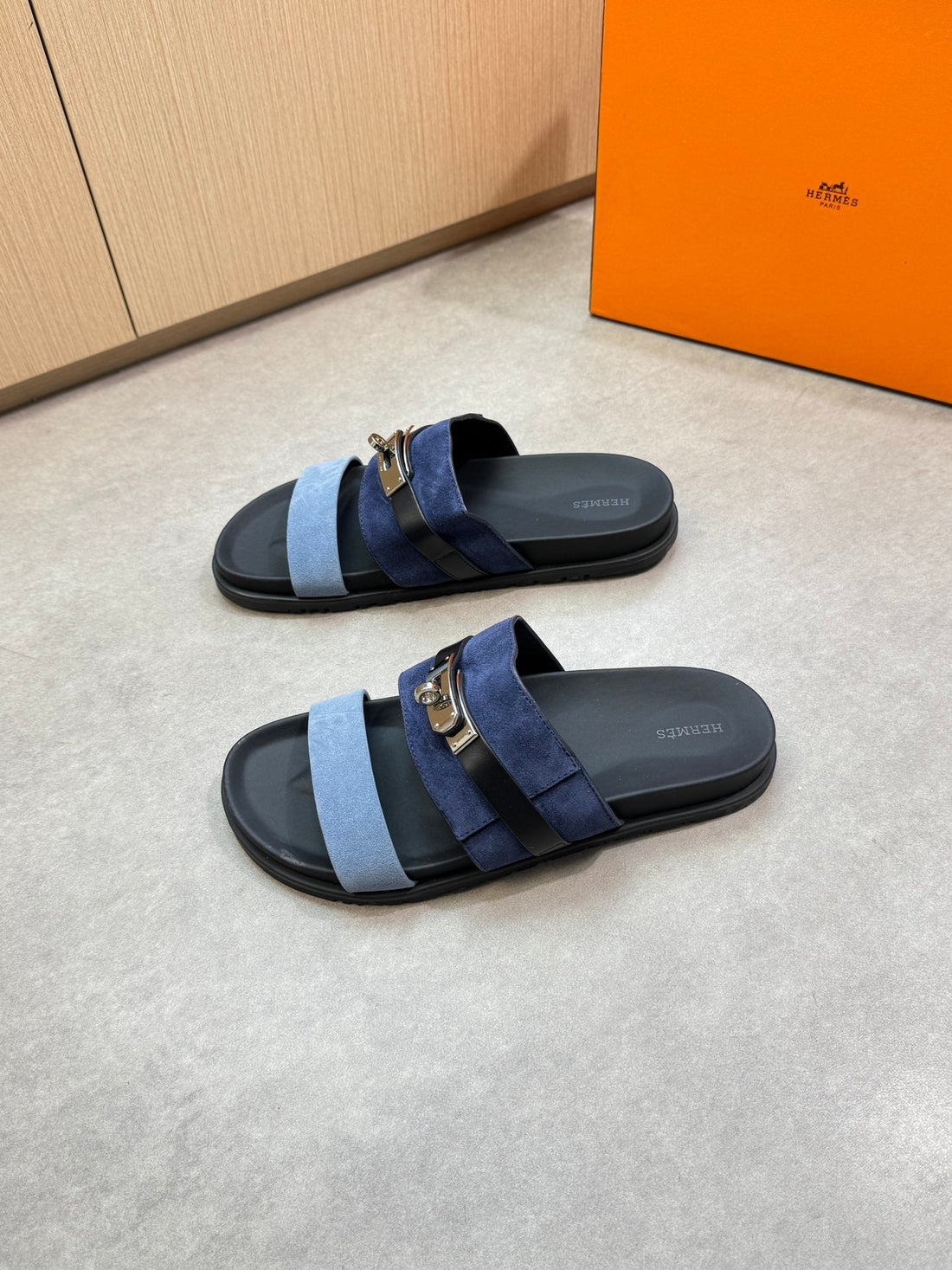 Hm Men's Jackson Sandals Blue Calfskin Suede 722040