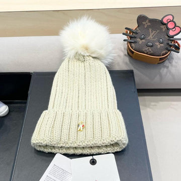 Wool Beanie With Pom Pom Beige 435048
