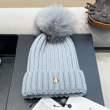 Wool Beanie With Pom Pom Light Gray 435050