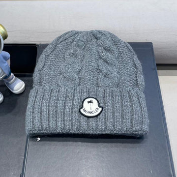 Cable-Knit Beanie Hat In Shark Gray Wool 438142