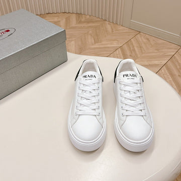 Pra Retro Sneakers White And Black Calfskin