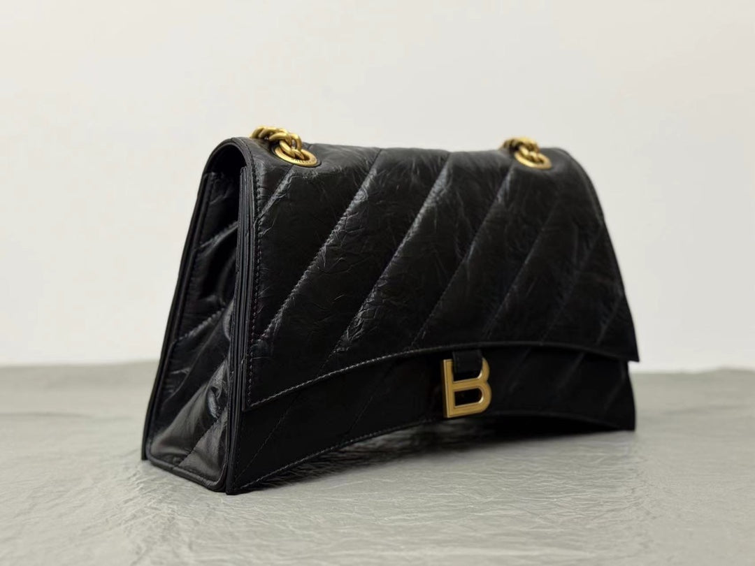 Crush Medium Chain Bag 31 In Black Quilted Crushed Calfskin Gold Hardware