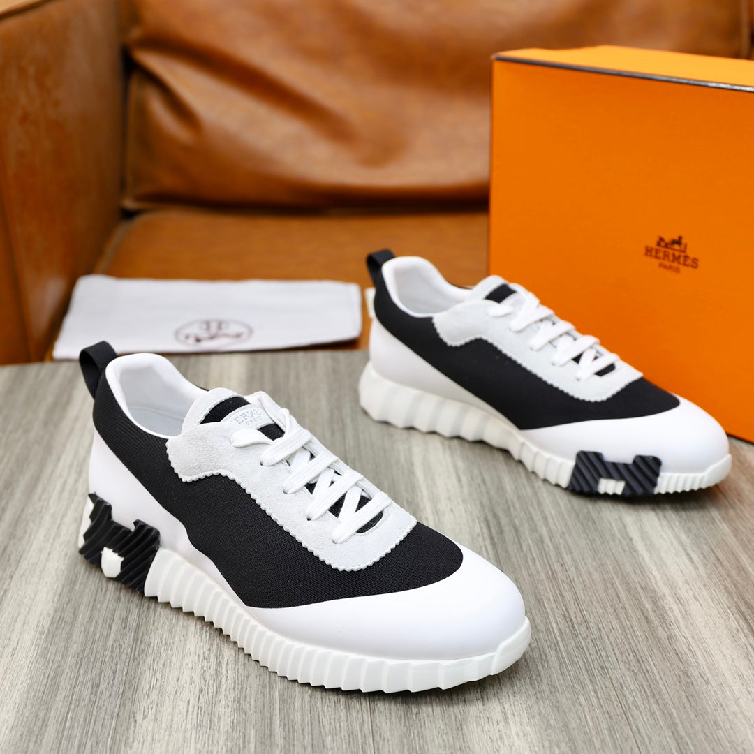 Hm Bouncing Sneaker Black And White Canvas