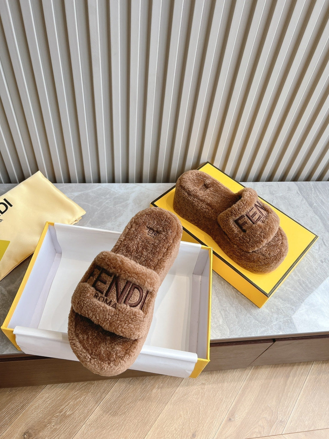 Fendi Slipper In Sepia Brown Fur