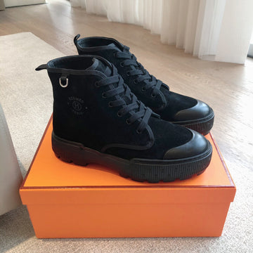 Hm Itineraire Ankle Boot Black Suede