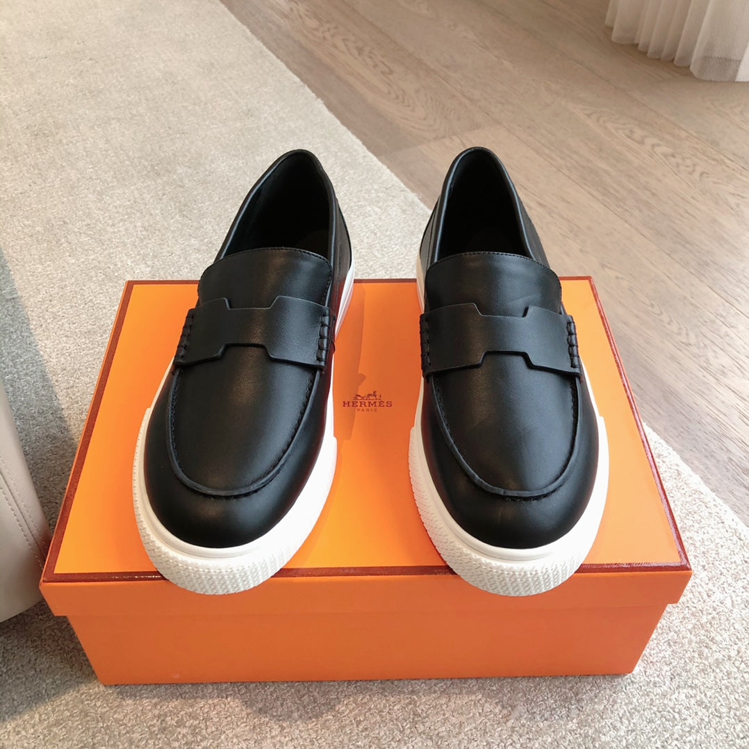 Hm Ike Slip-On Sneaker Black Calfskin