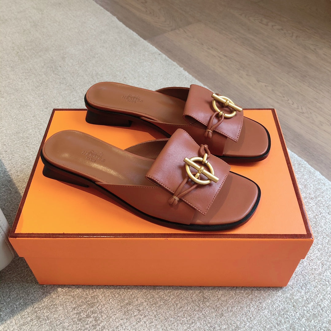Isle Sandal Caramel Calfskin
