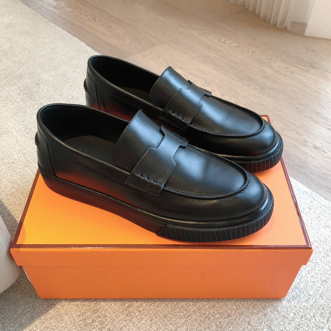 Job Loafer Black Calfskin