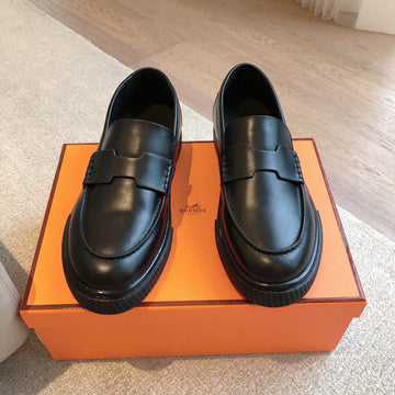 Job Loafer Black Calfskin