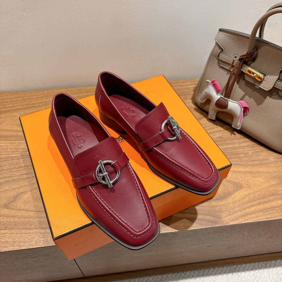 Hm Impact Loafers Maroon Cowhide Sliver Hardware 526181