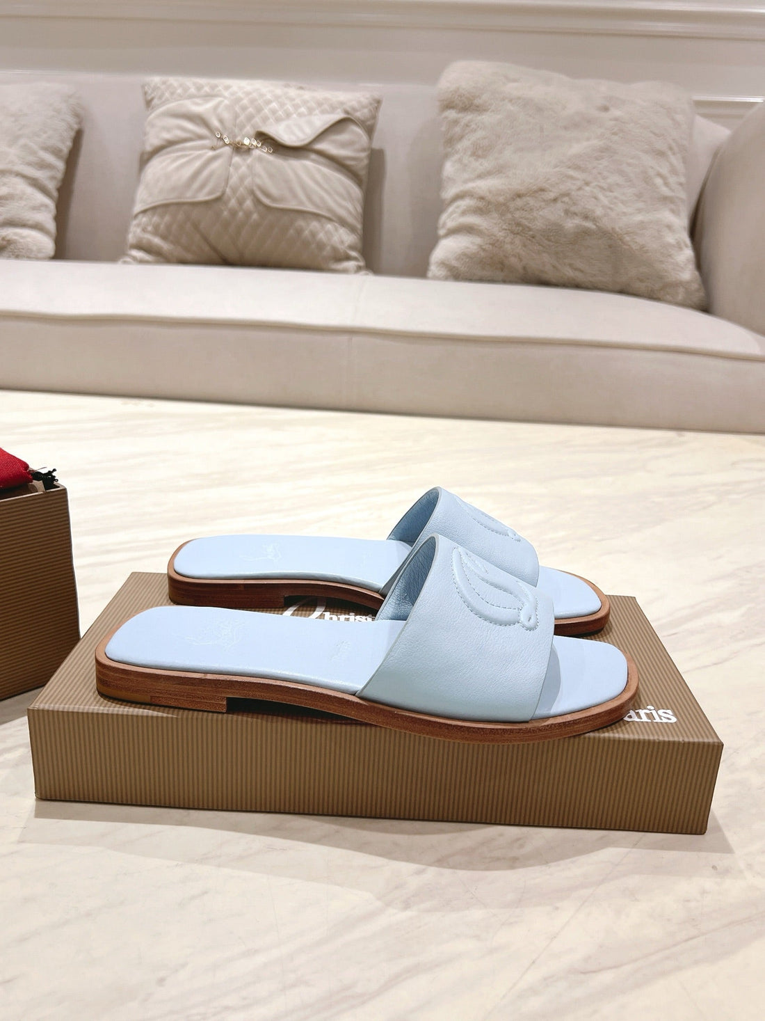 Cl 25 Slippers Blue Top Layer High Gloss Calfskin 307499