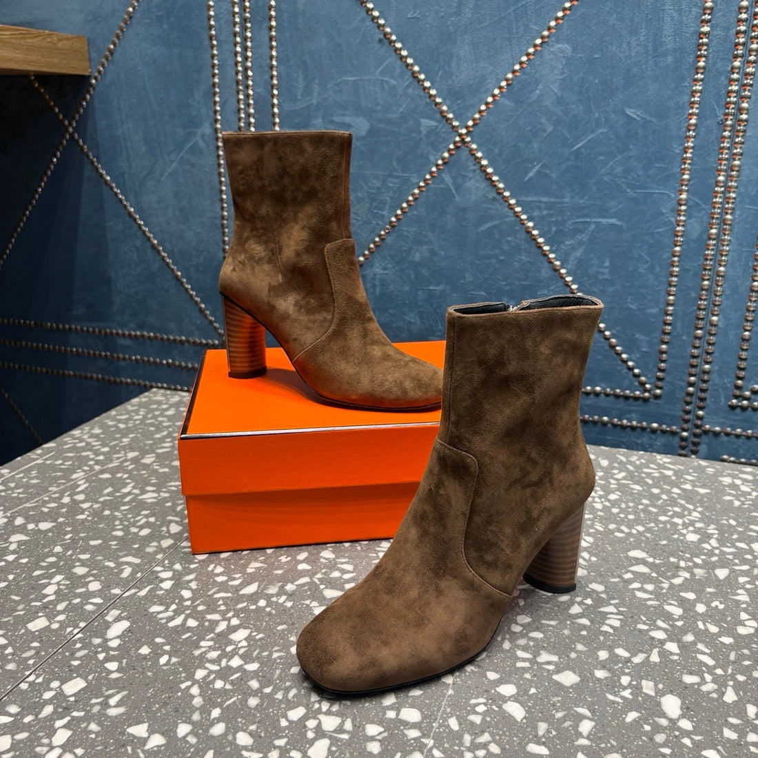 Hm Lisa Ankle Boots 80MM Brown Suede 531559