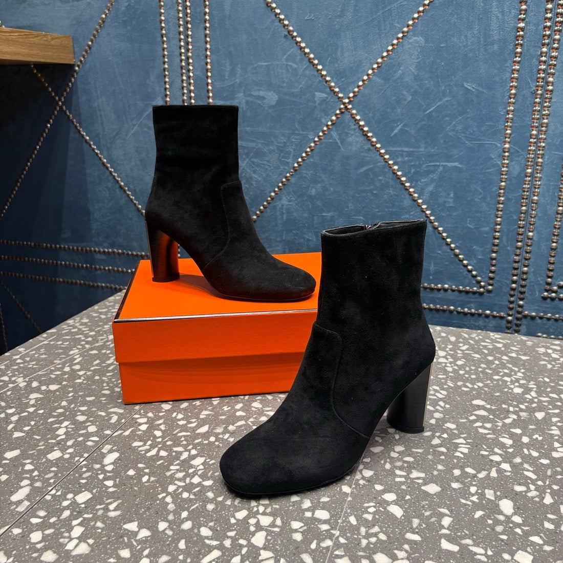 Hm Lisa Ankle Boots 80MM Black Suede 531560