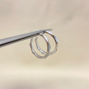 Graff New Polished Diamond-Shaped Earrings