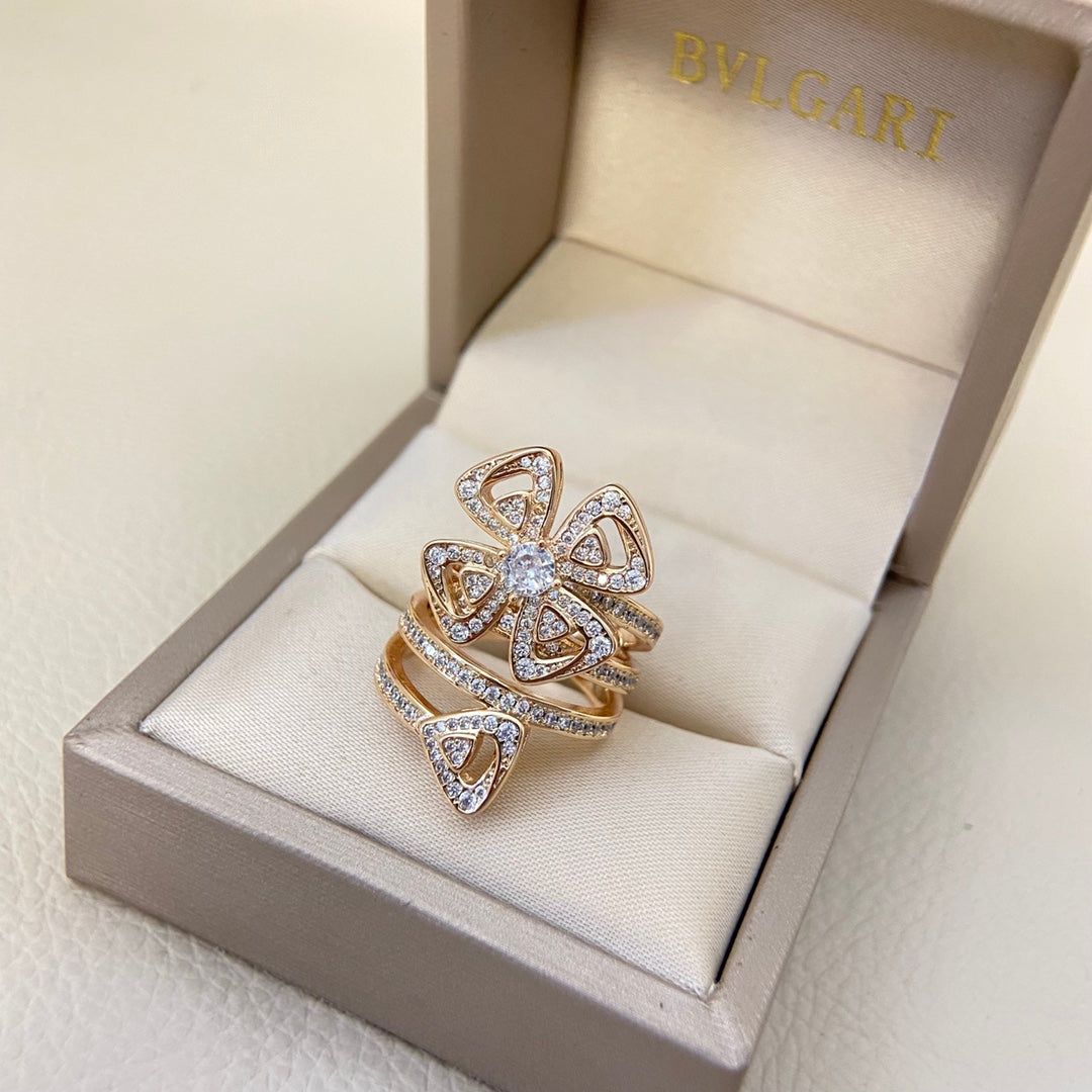 Bvl Full Diamond Windmill Ring