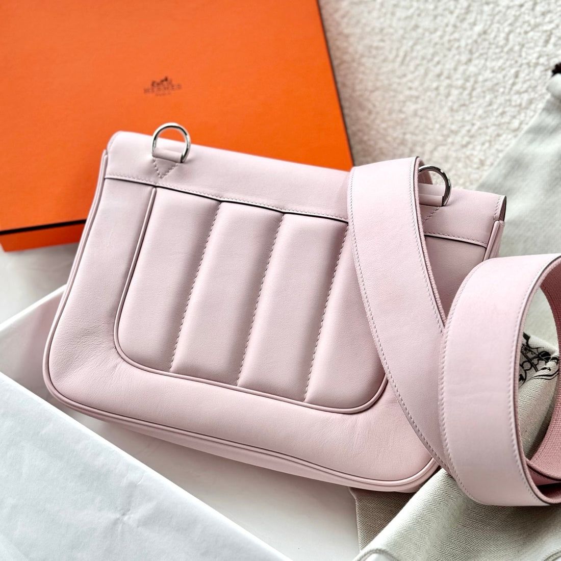HM Berline Bag 28CM Light Pink Calfskin 284554 (production Time: 25 Days)