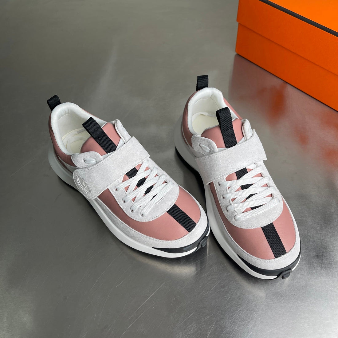 Hm Men's Loop Sneaker Pink White Calfskin 741458