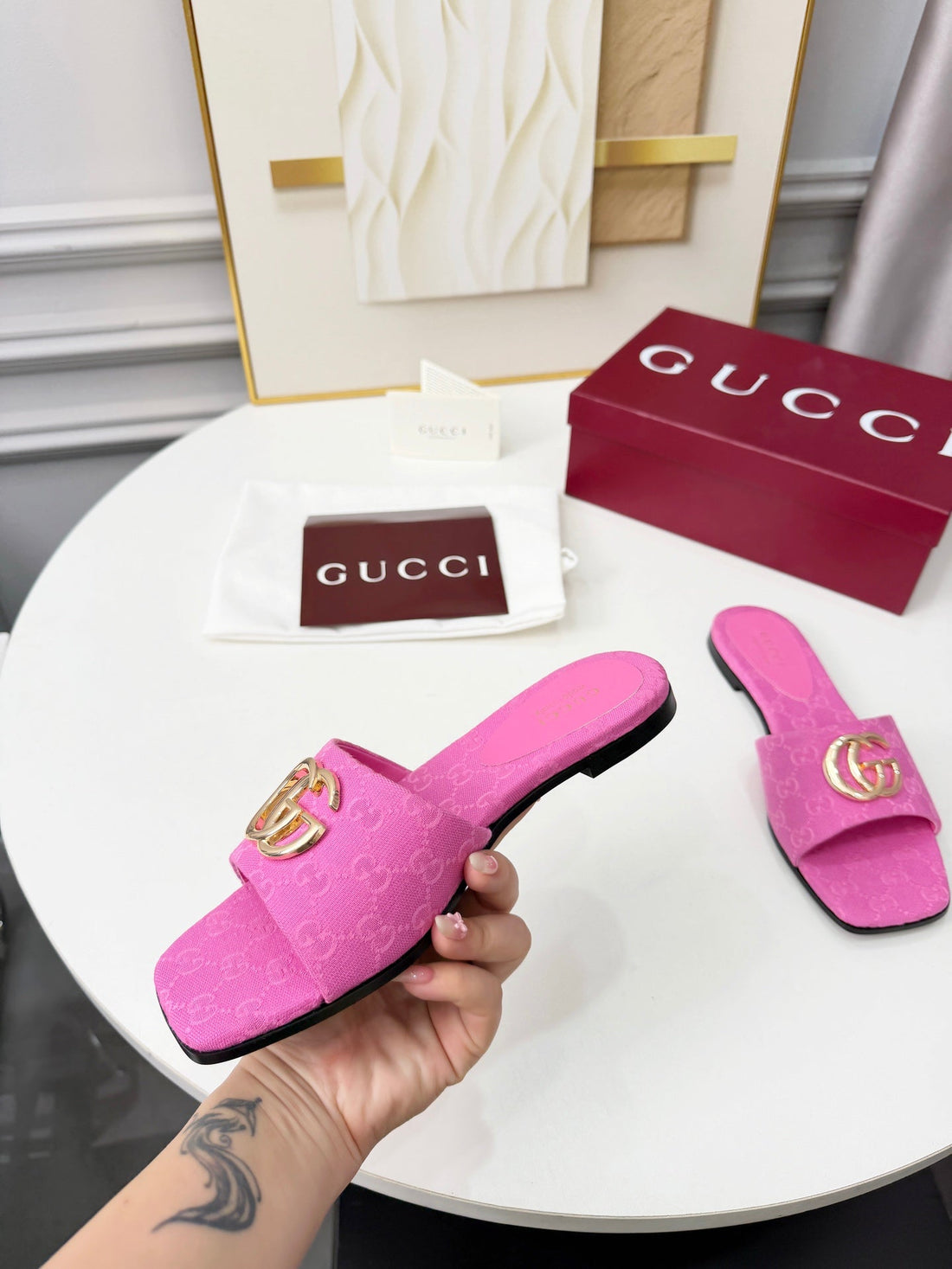 GG 2026 Early Spring Mule Hot Pink Canvas Sheepskin 688515