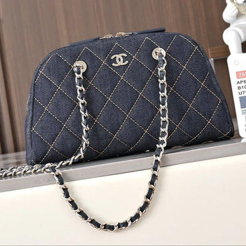 CC 2026 Chain Clutch Bag 19.5cm Blue Denim Leather 140656