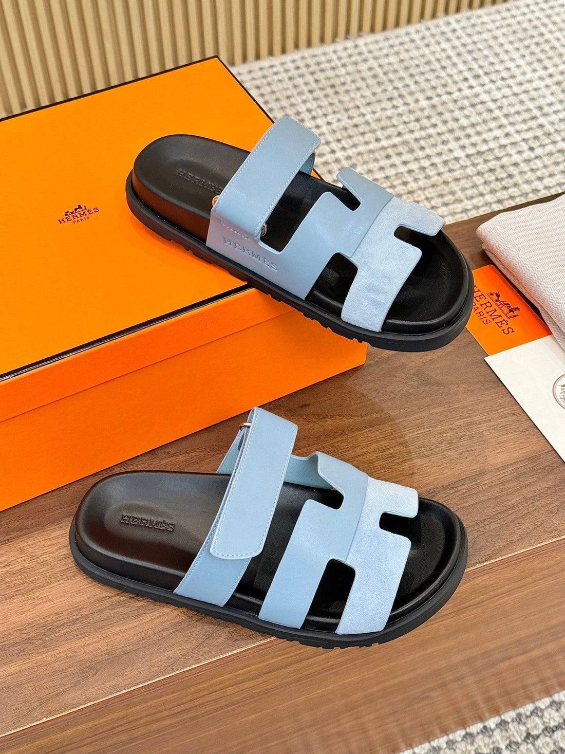 Hm 2025 Chypre Sandals Blue Suede Calfskin 294385