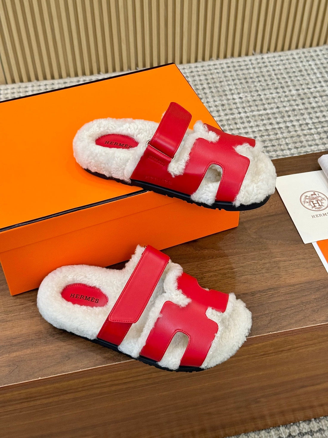 Hm Chypre Sandal Red Mix White Wool And Cowhide Lining 543685
