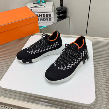 Hm Flex Slip-On Sneaker In Black Woven Fabric 106318