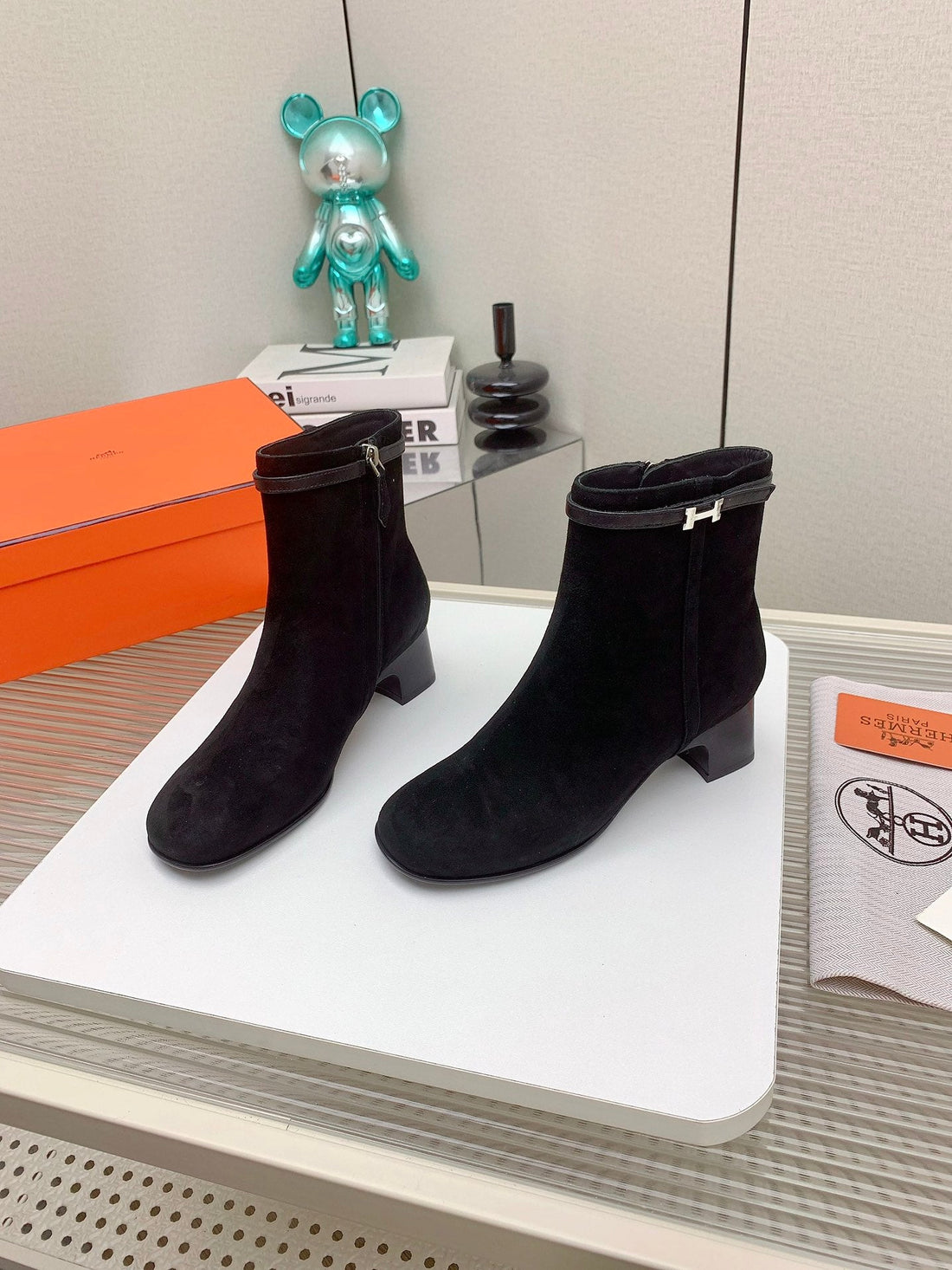 Hm Imperial 50 Ankle Boot Black Suede 971342