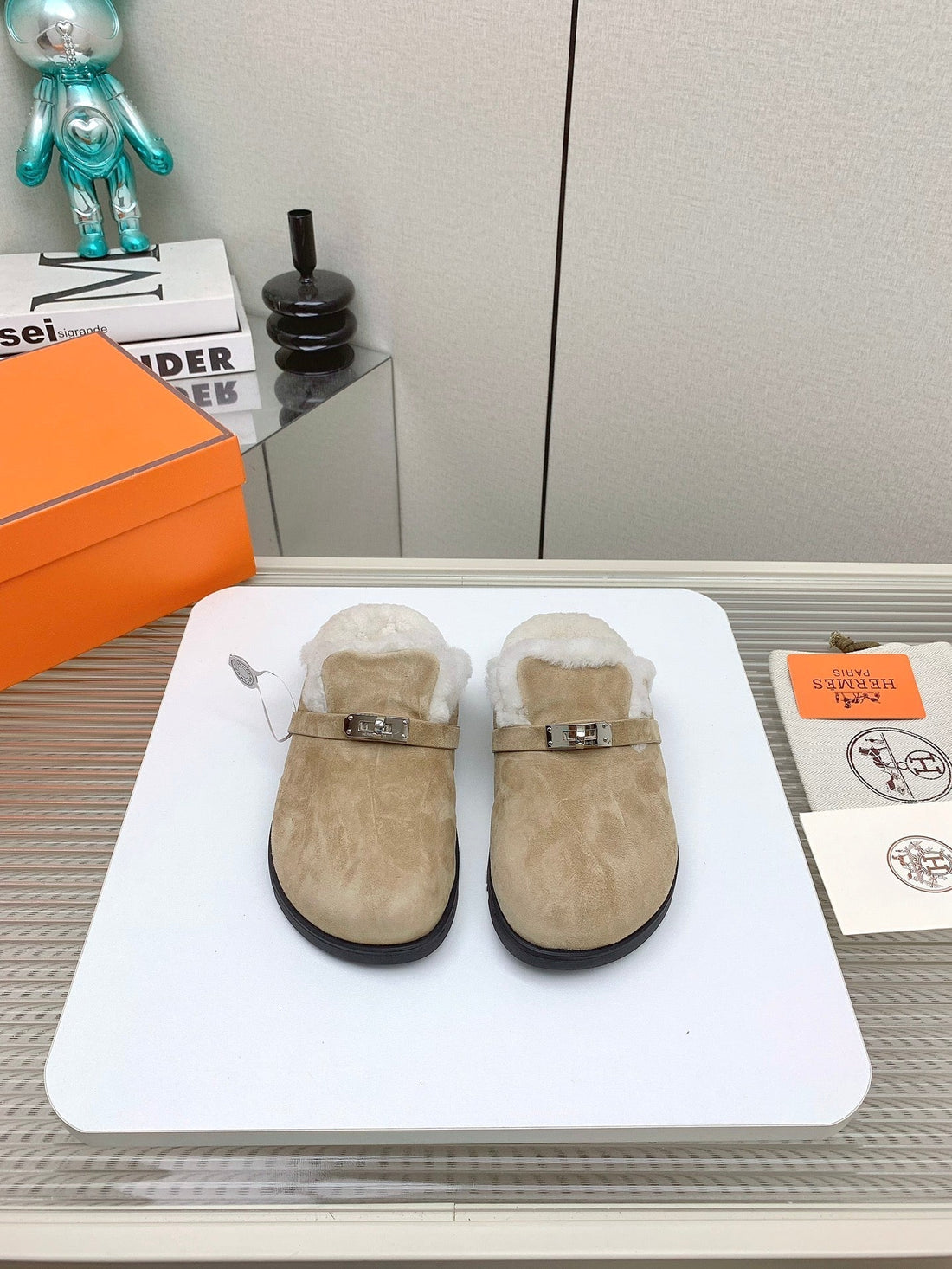 Hm Mule 30MM In Light Brown Beige With Fleece And Suede Lining 971396