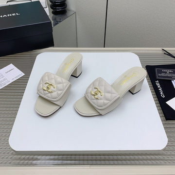 CC Mule Sandals 50MM In White Quilted Lambskin 148944